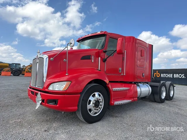 2018 Kenworth T660 6x4 Tractocamion con Dormitorio / T/A Sleeper Truck Tractor