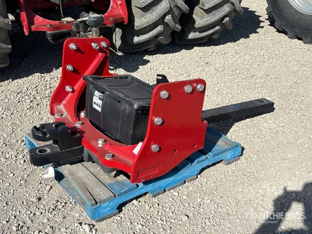 Hitch - Fits Case 540, 620, 645