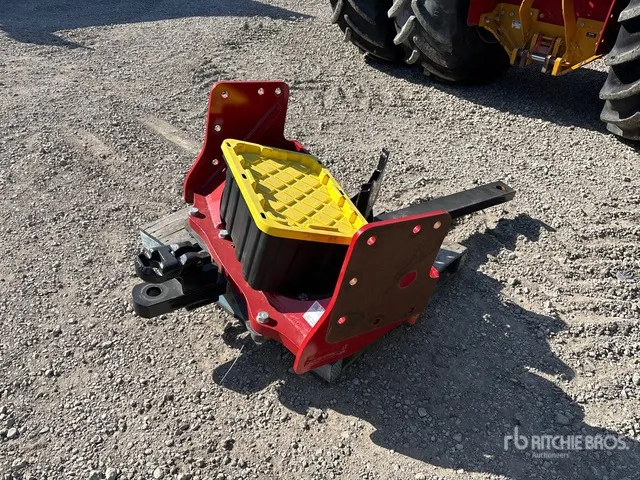 Hitch - Fits Case 540, 620, 645