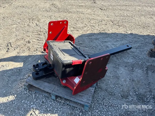 Hitch - Fits Case 540, 620, 645