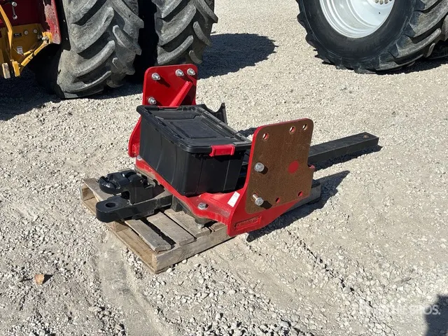 Hitch - Fits Case 540, 620, 645