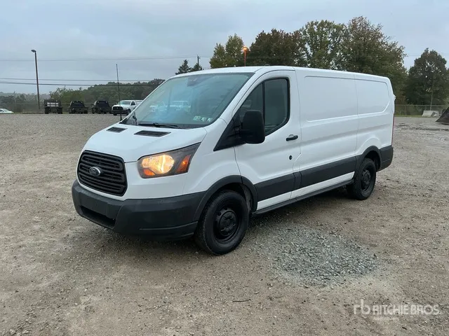 2017 Ford Transit 150 Cargo Van