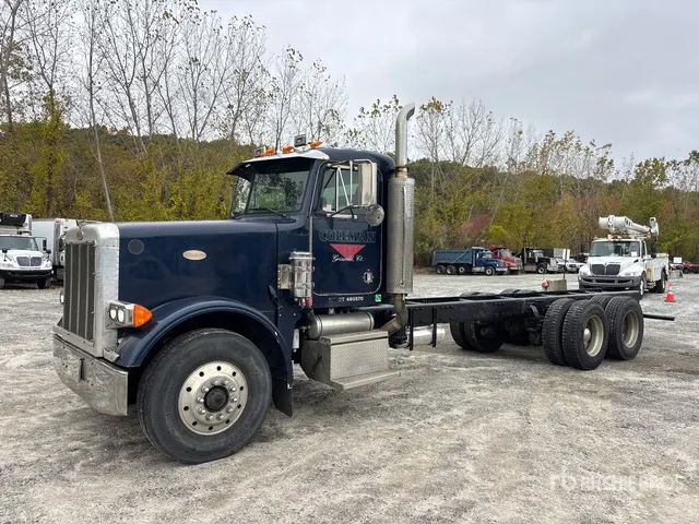 2000 Peterbilt 357 6x4 Cab and Chassis