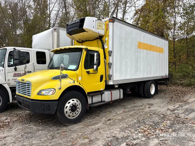2006 Freightliner M2 106 4x2 Refrigerated Truck (Inoperable)