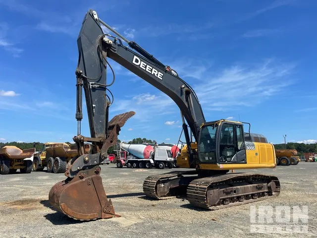 2019 John Deere 300G LC Tracked Excavator