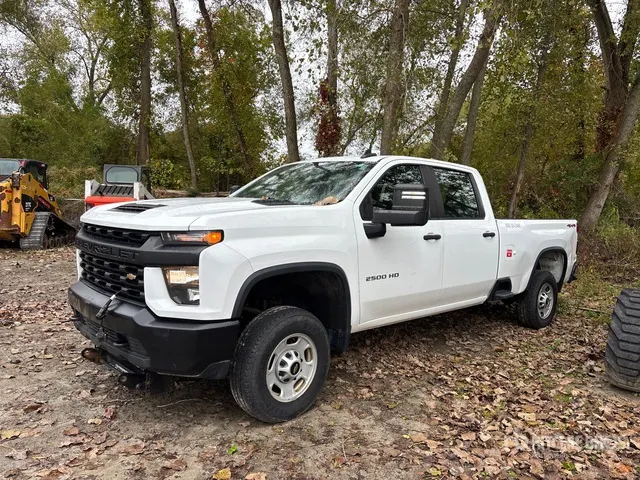 2023 Chevrolet Silverado 2500HD 4x4 Crew Cab Pickup