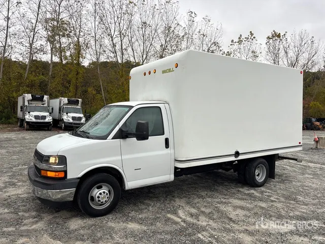 2019 Chevrolet Express G3500 4x2 Van Truck