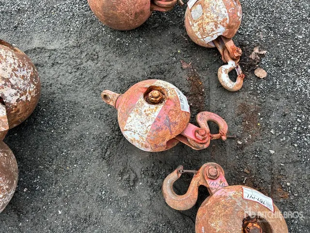 12 ton Johnson Overhaul Ball