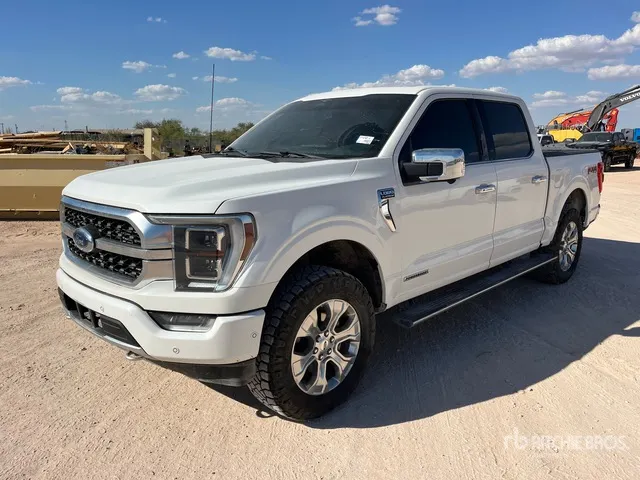 2023 Ford F-150 Platinum 4x4 Crew Cab Pickup