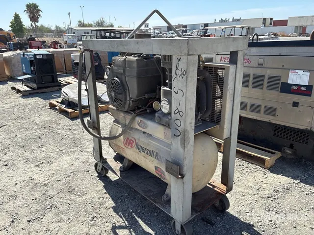 Ingersoll Rand TS7 Mobile Air Compressor