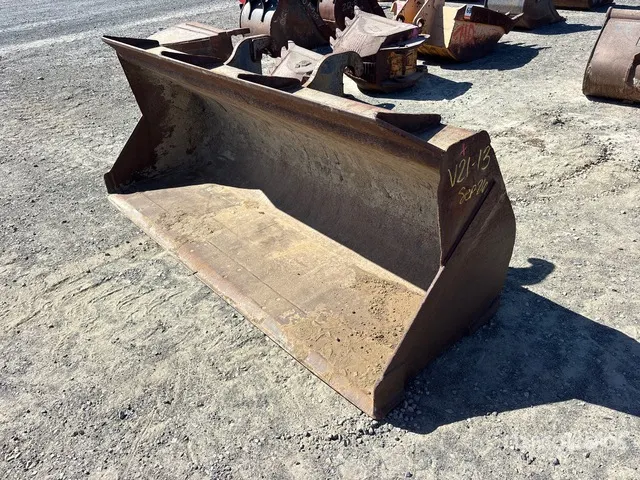 88 in Backhoe Loader Bucket