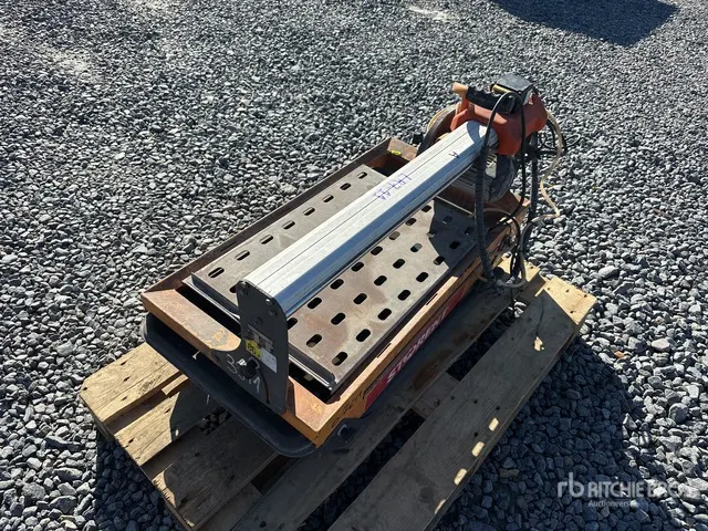 2012 Husqvarna TS 73 R Table Saw