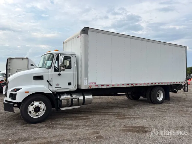 2021 Mack MD 4x2 Van Truck