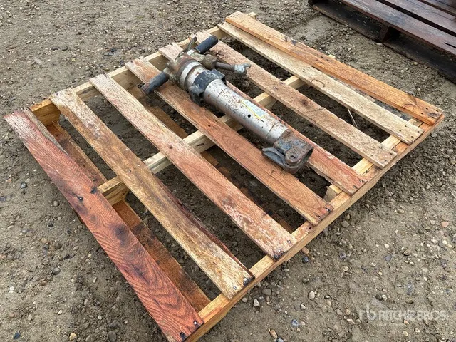 90 lb Pneumatic Jack Hammer
