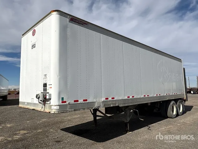 2010 Great Dane CLD01913-02099 32 ft T/A Van Trailer