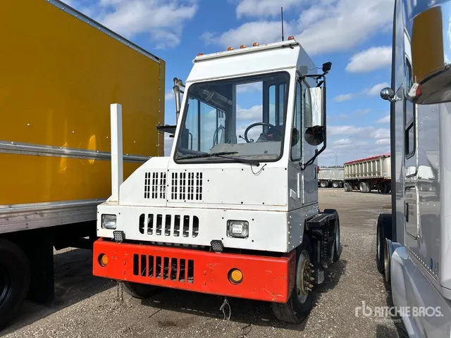 2014 Kalmar 4x2 Spotter Truck