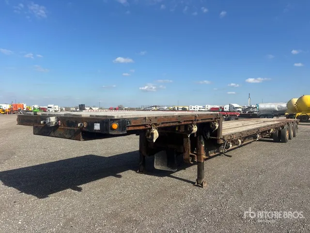 2016 Manac 52 ft Tri/A Extendable Step Deck Trailer