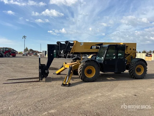 2015 Cat TL1055C Telehandler