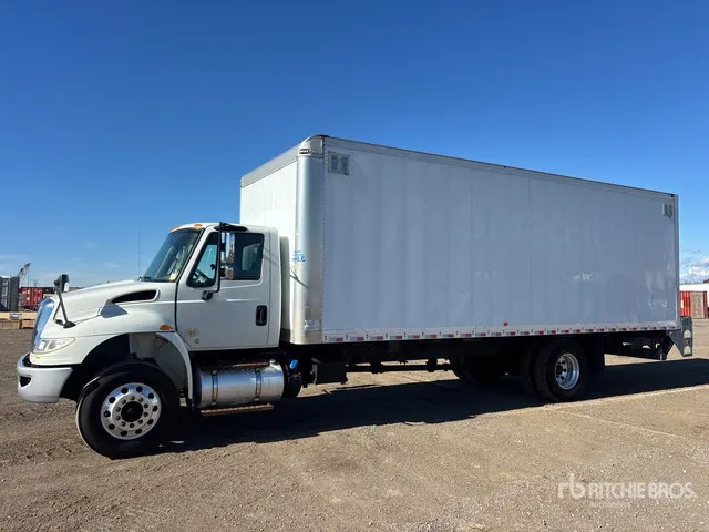 2019 International 4300 4x2 Van Truck