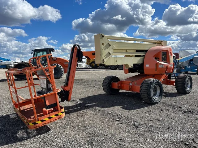 2014 JLG 450AJ Series ll 4WD Diesel Articulating Boom Lift
