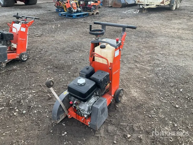 2019 Husqvarna FS400LV Walk-Behind Saw