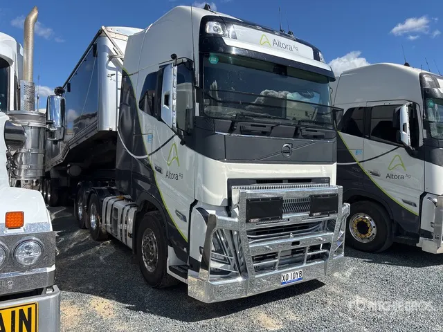 2023 Volvo FH16 700 6x4 T/A Sleeper Truck Tractor