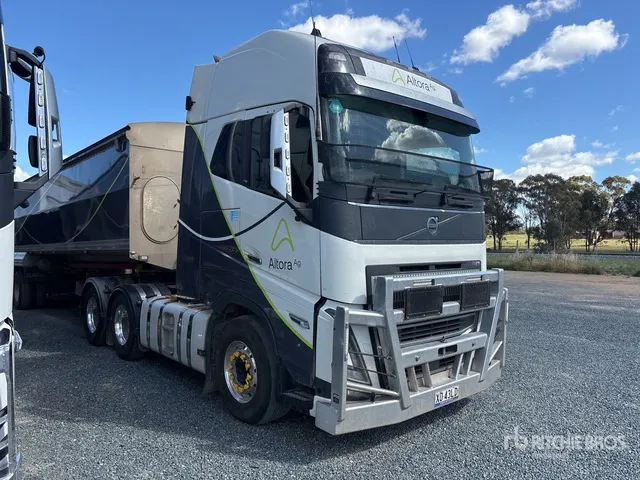 2022 Volvo FH16 700 6x4 T/A Sleeper Truck Tractor
