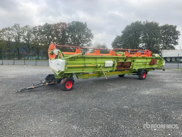 2012 Claas 1050 Combine Header