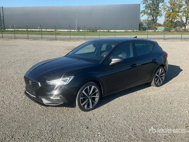 2021 Seat Leon FR 1.4 e-Hybrid Automobile