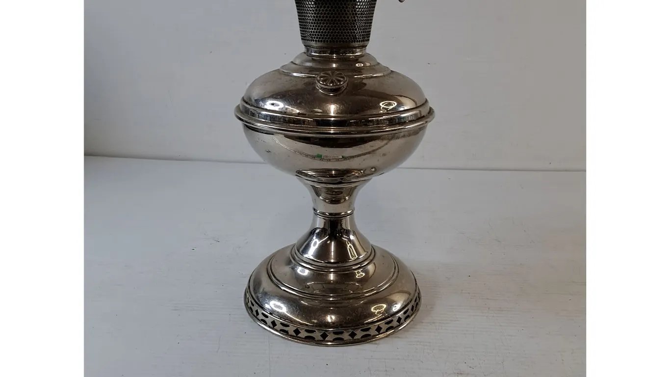 Kerosene Lamp Font and Burner Assembly