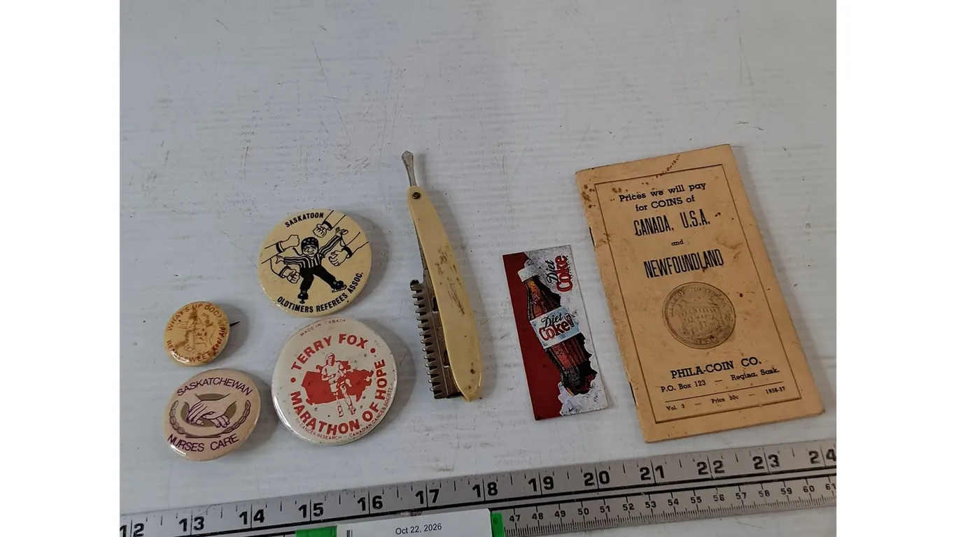 Canadian Coin Book Guide, Straight Razor With Safety Teeth, (4) Pins, Terry Fox, Bugs Bunny, Misc