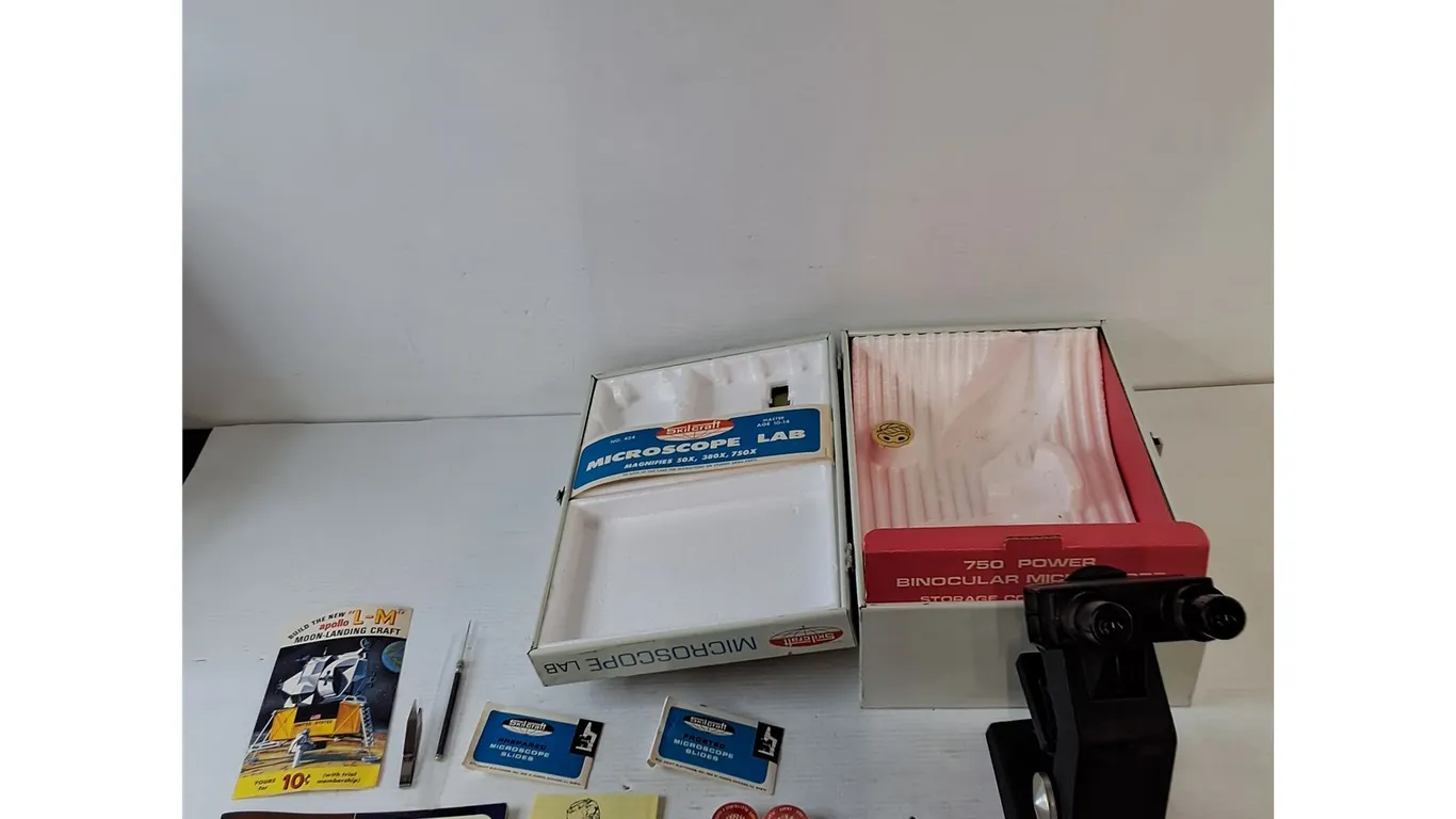 Skilcraft 750 Power Binocular Microscope Vintage Play Set for 10-14, with Accessories, Incomplete