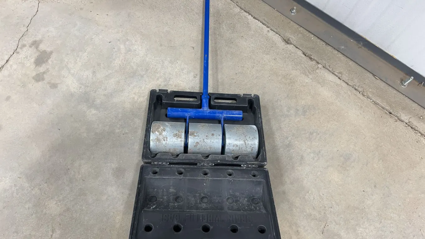 Vinyl Roller