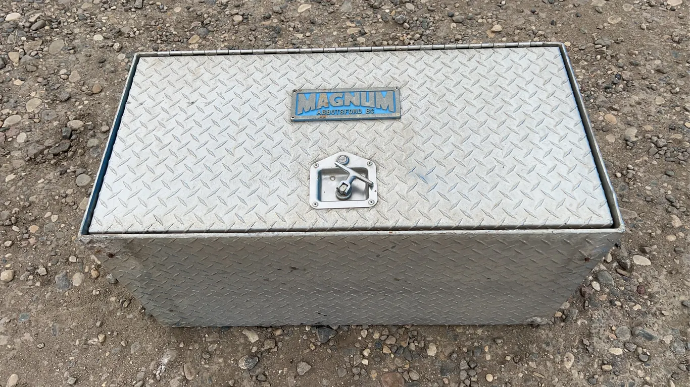 Aluminum 36" Magnum Truck Box