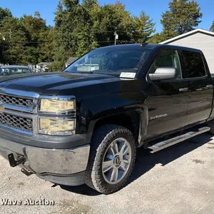 2015 Chevrolet Silverado 1500 Crew Cab pickup truck
