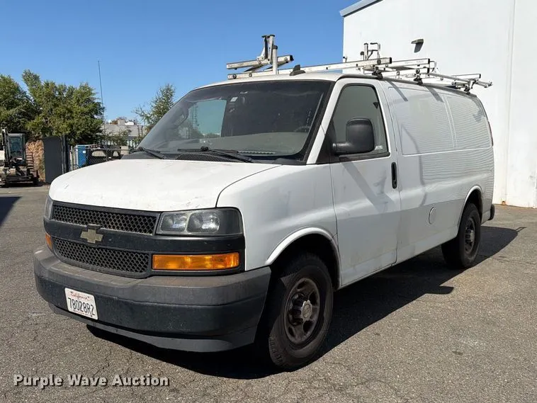 2019 Chevrolet Express 2500 van
