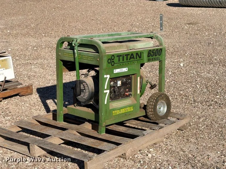 Titan Industries 6500 generator