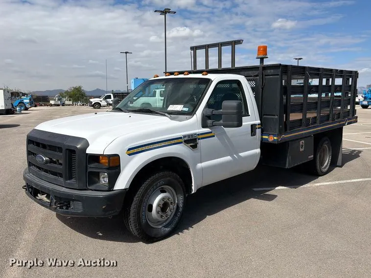 2008 Ford F350 Super Duty flatbed pickup truck