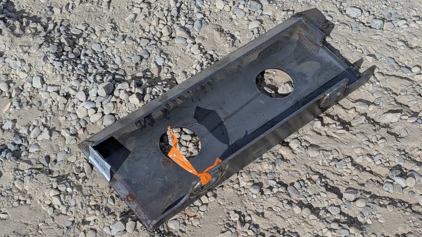 Unused Mini Skid Steer Adapter Plate