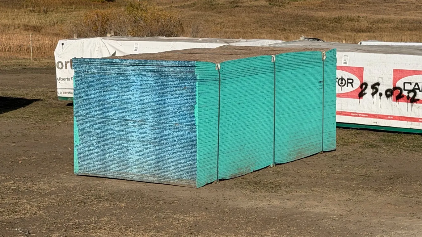 (83) Unused 4'x8'x3/4" OBS Sheathing