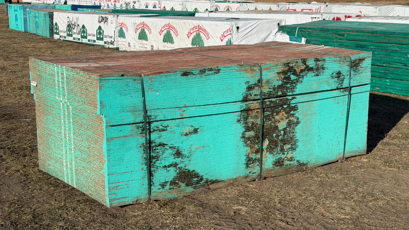 (65) Unused 4'x8'x3/4" OBS Sheathing