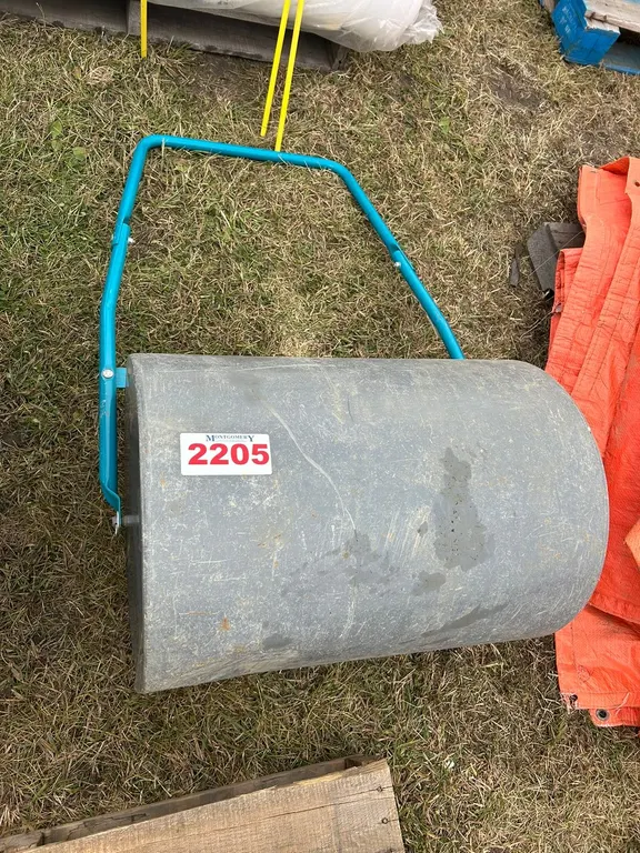 Yardworks Lawn Roller 24in