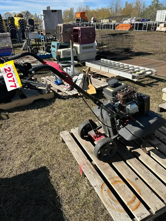 Earthquake Tiller Model 25780