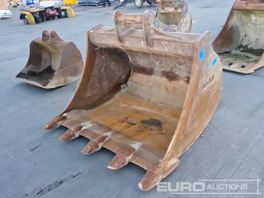 Euro Fab 60" Digging Bucket 80mm Pin to suit 20 Ton Excavator