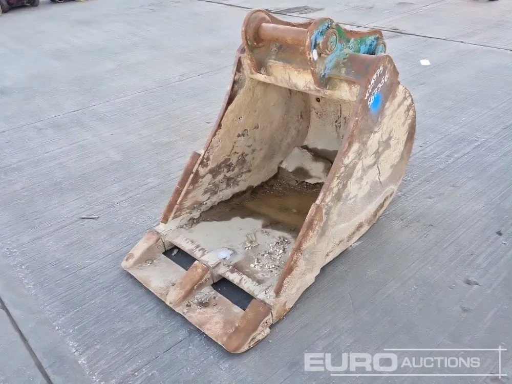 30" Digging Bucket 65mm Pin to suit 13 Ton Excavator