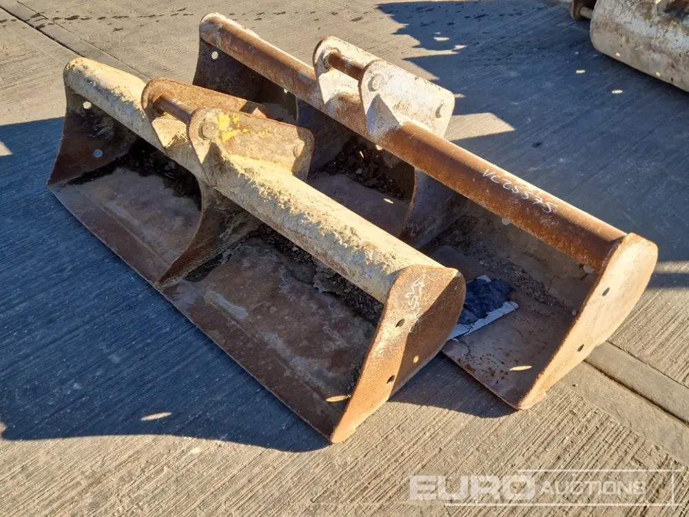 70", 60" Ditching Bucket 45mm Pin to suit 4-6 Ton Excavator