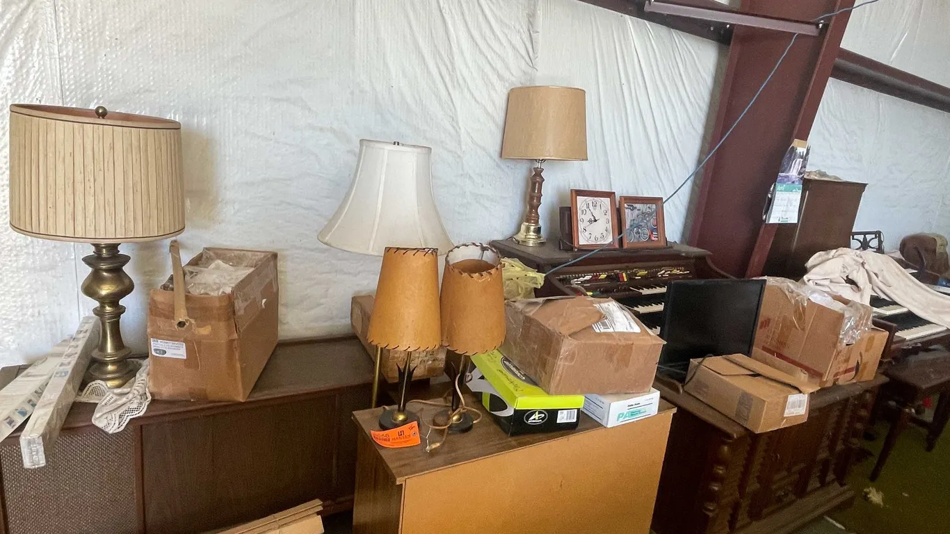 Misc. Home Sound Equipment and Household Furniture