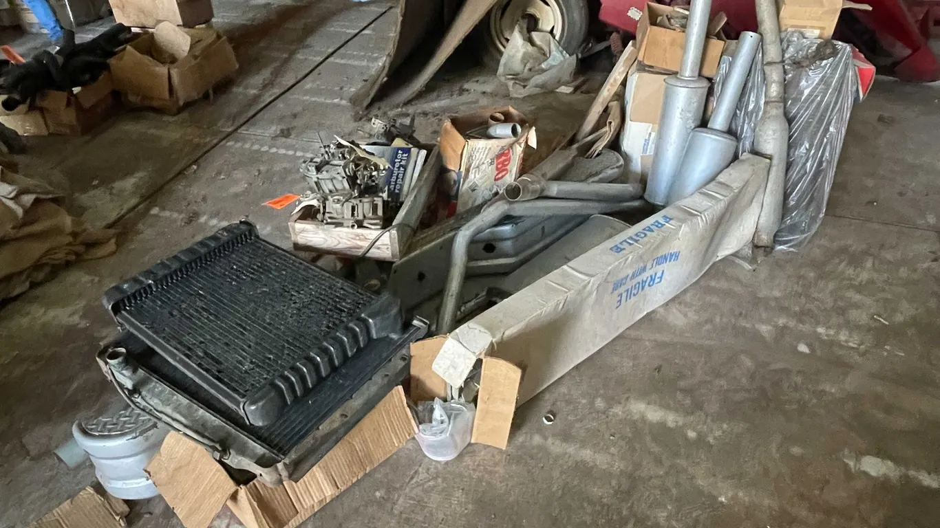 Assorted Auto Parts