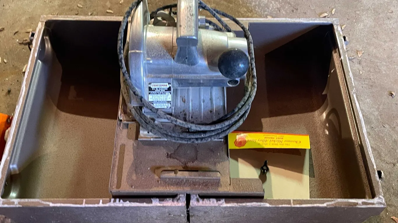 Craftsman Electric Circular Saw