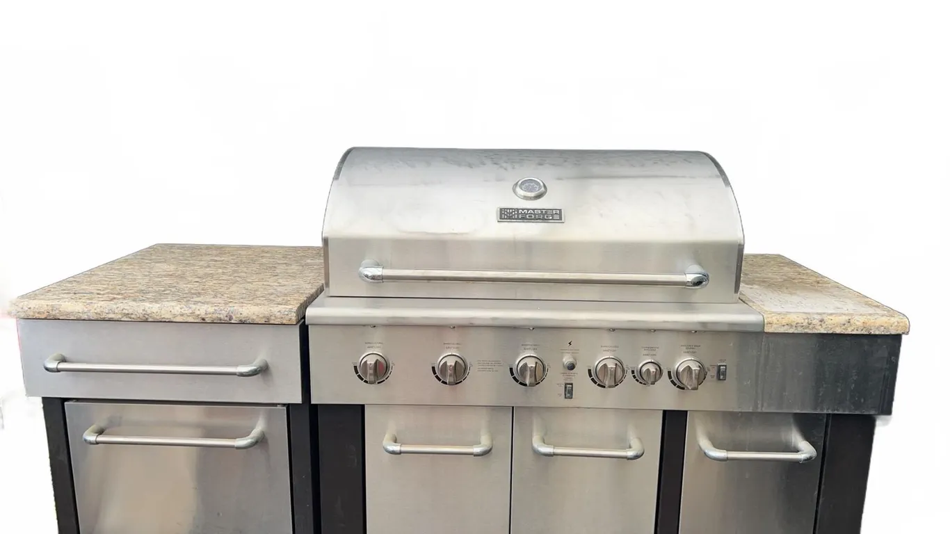 Master Forge Natural Gas Grill with Granite Counters, New Condition